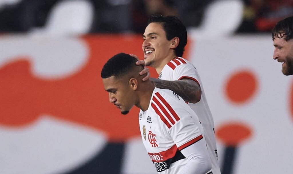 Notas de Vasco 1×4 Flamengo – Brasileirão (29/10) samuel lino pedro flamengo vasco
